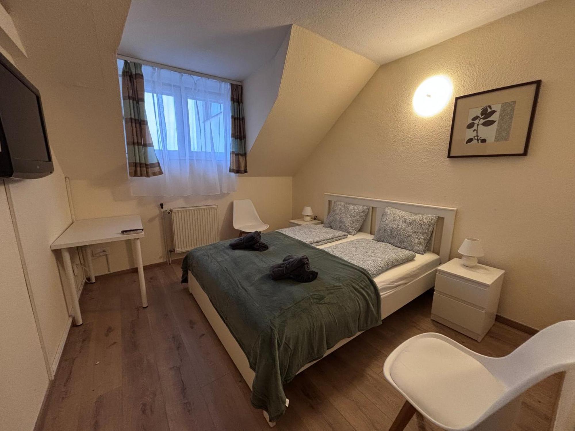 Airportmax Panzio Bed & Breakfast Vecsés Exterior foto